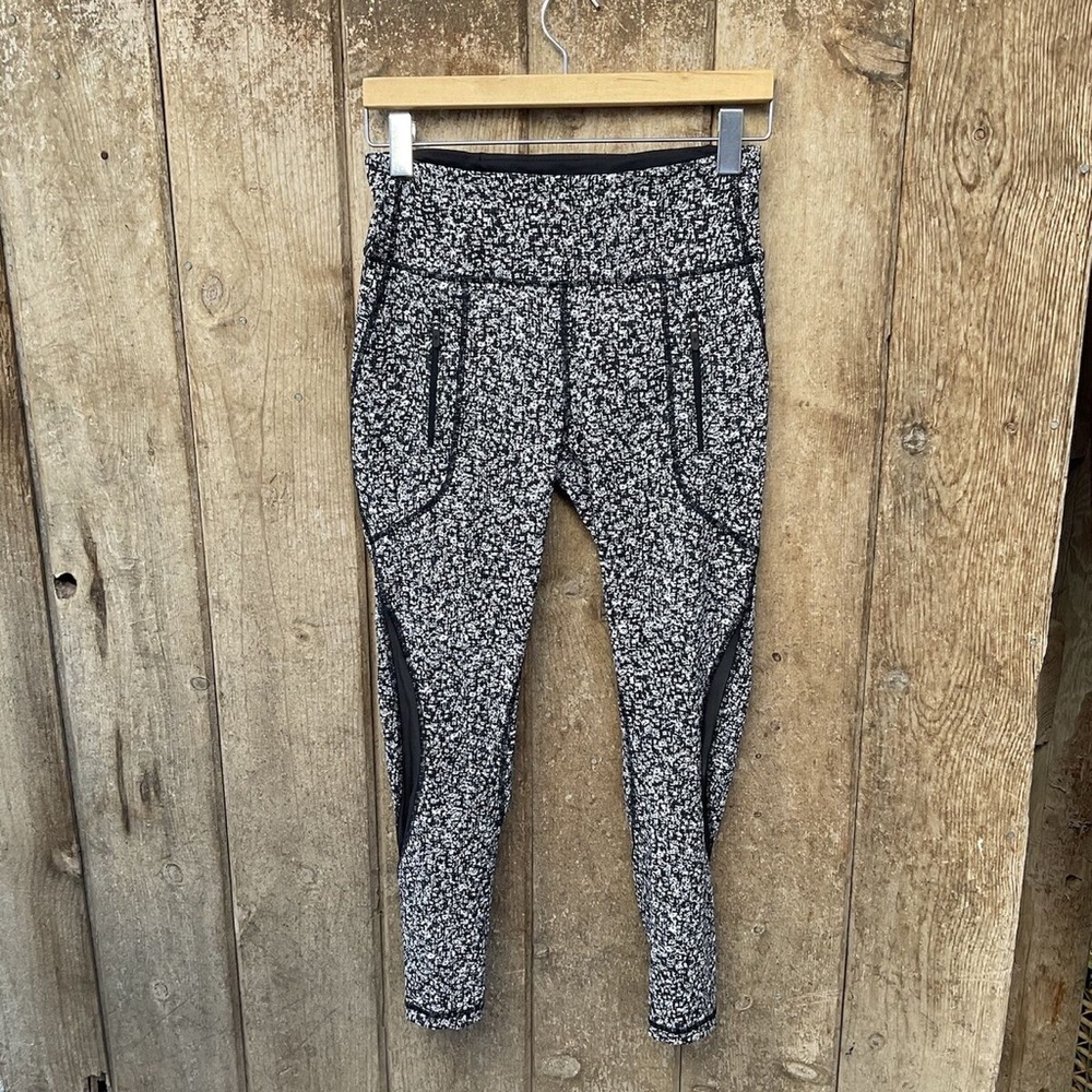 Lululemon Black and White Patterned Leggings